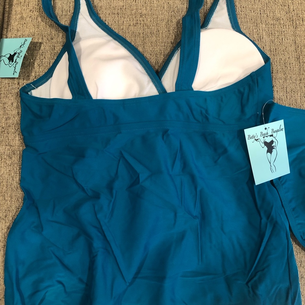 Three Tiered Two Piece Tankini Size 10 & 12 - Picture 4 of 7